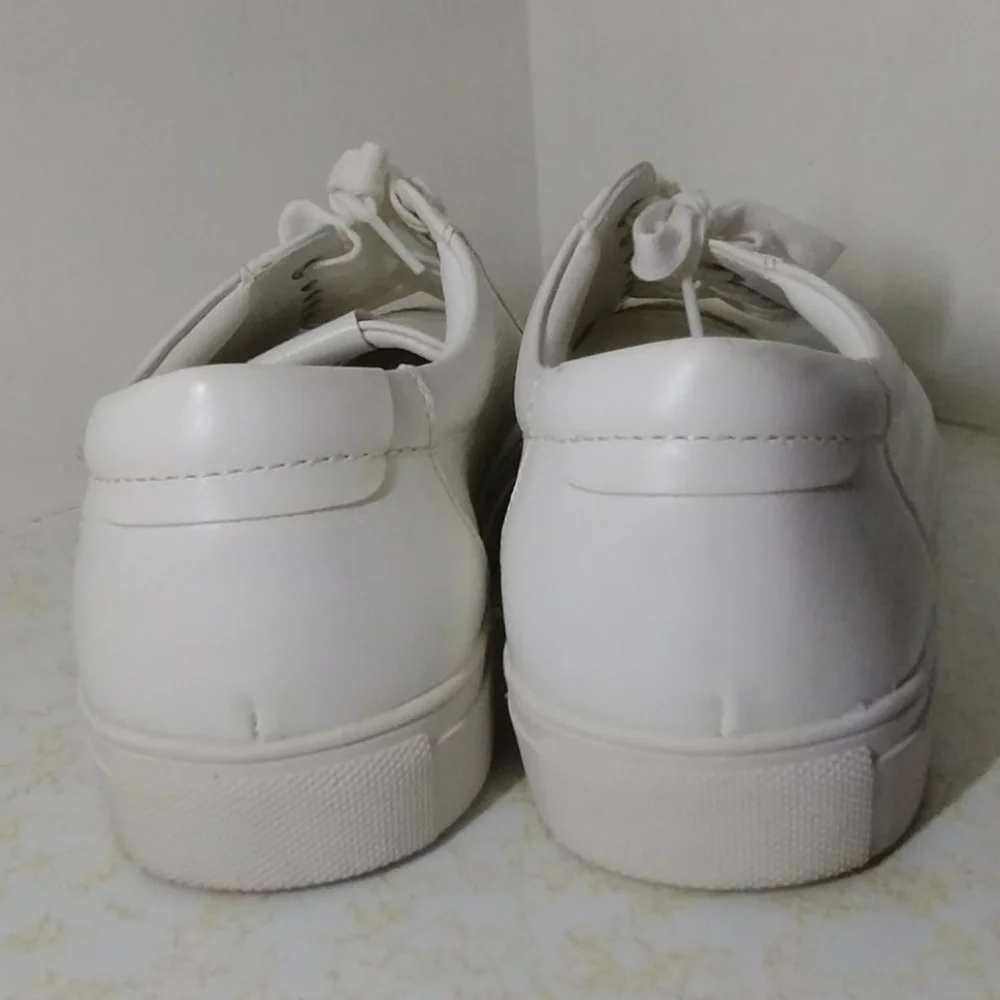 Nordstrom Rack Ortholite Women's Lace Up Sneakers Size (8.5)